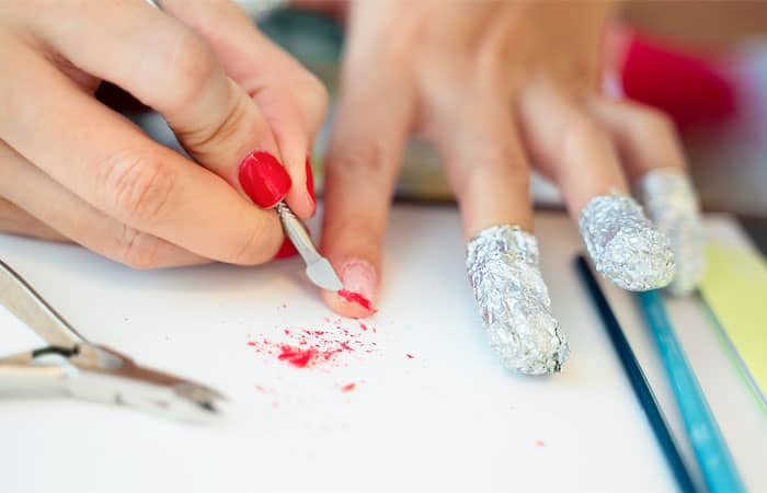 Expert Advice on How to Safely Remove Gel Nail Polish at Home
