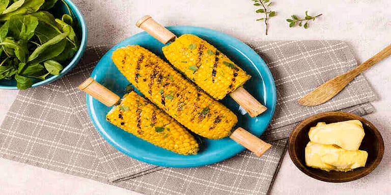 3 Simple ways: How to cook corn on the cob