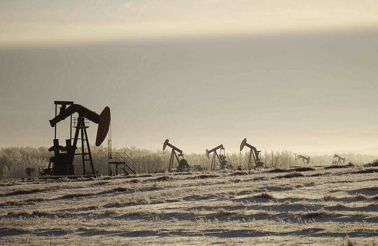Oil Prices Dropped: Concerns About the Economy and China’s Efforts to Combat COVID
